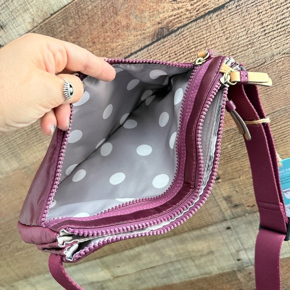 *NWT* TwelveLittle Fanny Pack/Mini Diaper Bag~Wine - Picture 8 of 10